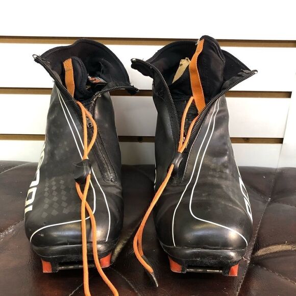 Rossignol XC X-IUM Skate Boots World Cup Series Size EU 44 US 10.5 Men’s - Picture 2 of 9